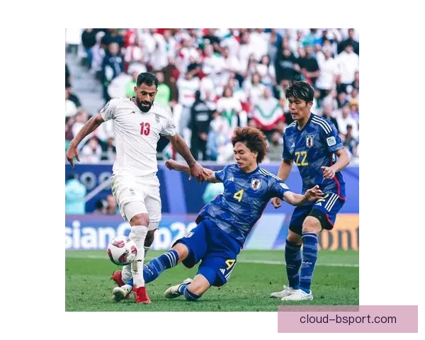 日本亚洲杯遭伊朗补时绝杀无缘决赛 球迷心碎瞬间成焦点